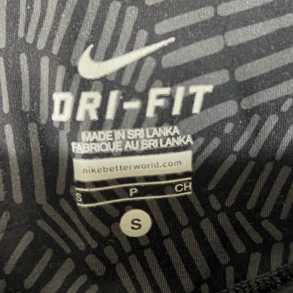Nike Dri-Fit Training Tights - Picture 3 of 4